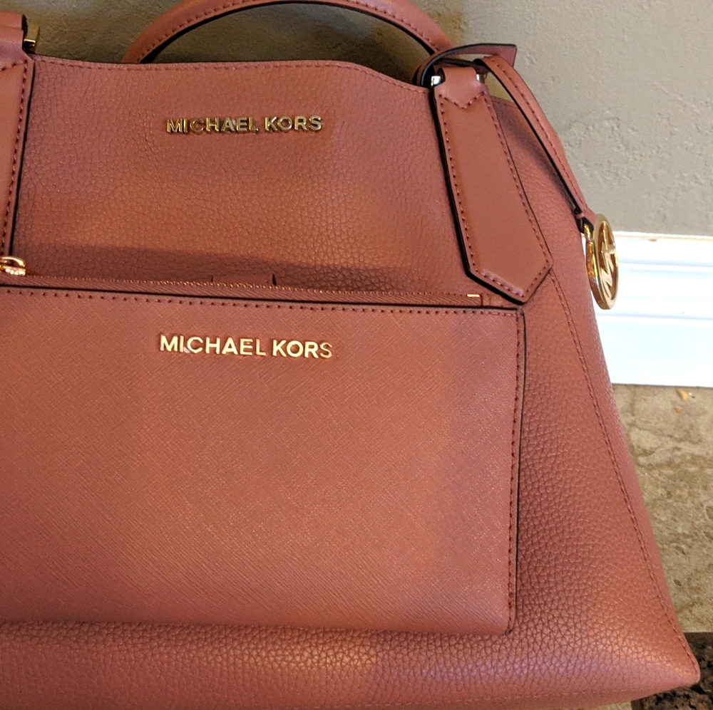 Michael Kors Purse & Wallet set